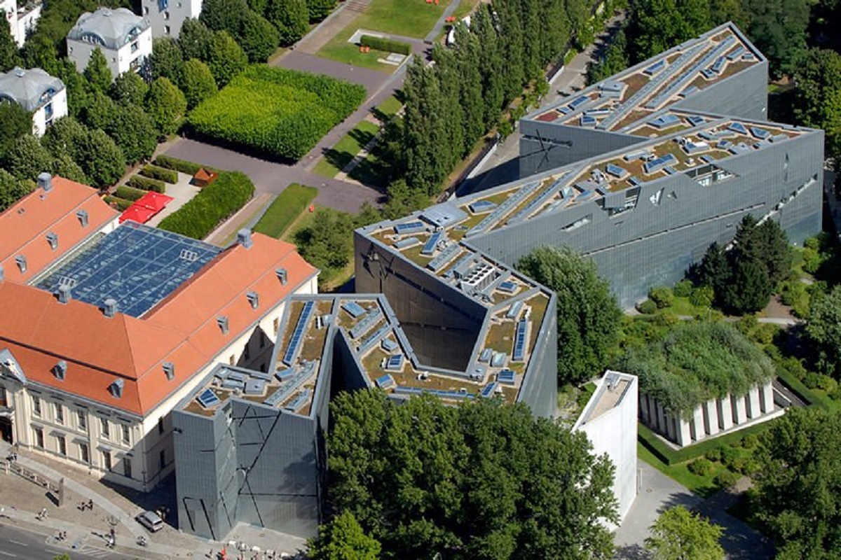 تحلیل و بررسی موزه یهود برلین 